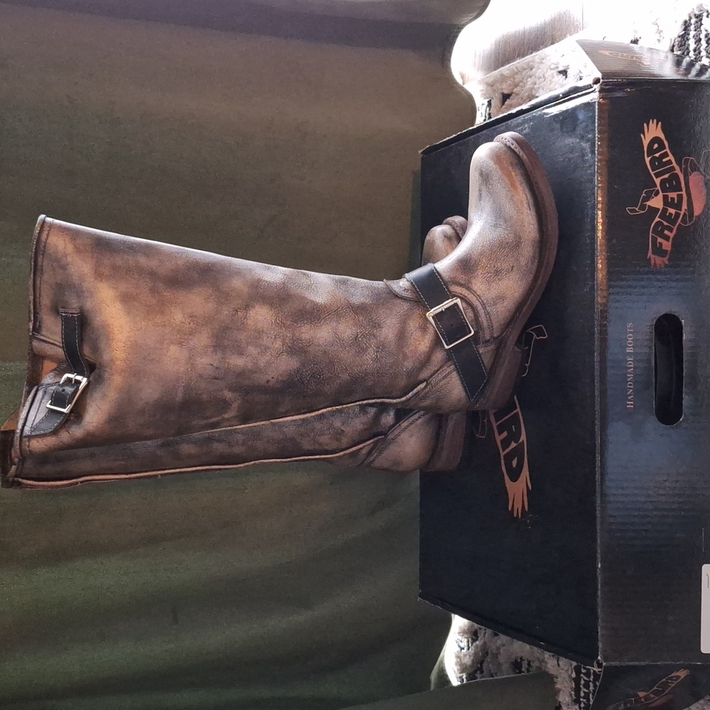 Freebird pewter Contra boots size 8